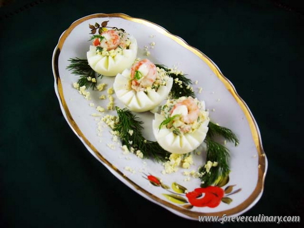 Яйца с креветками