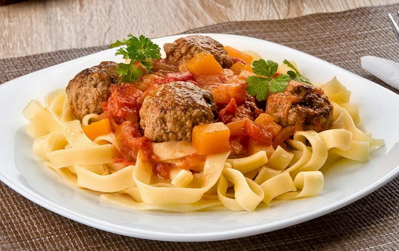 Как приготовить вкусные фрикадельки?