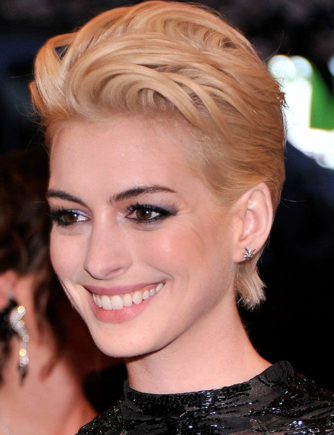 100 модных стрижек женских